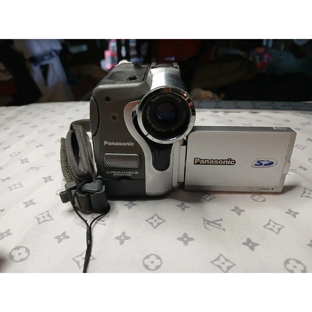 PANASONIC CAMCORDER PV-GS50D MiniDV Mini DV Video Camera VCR Player AS IS Parts